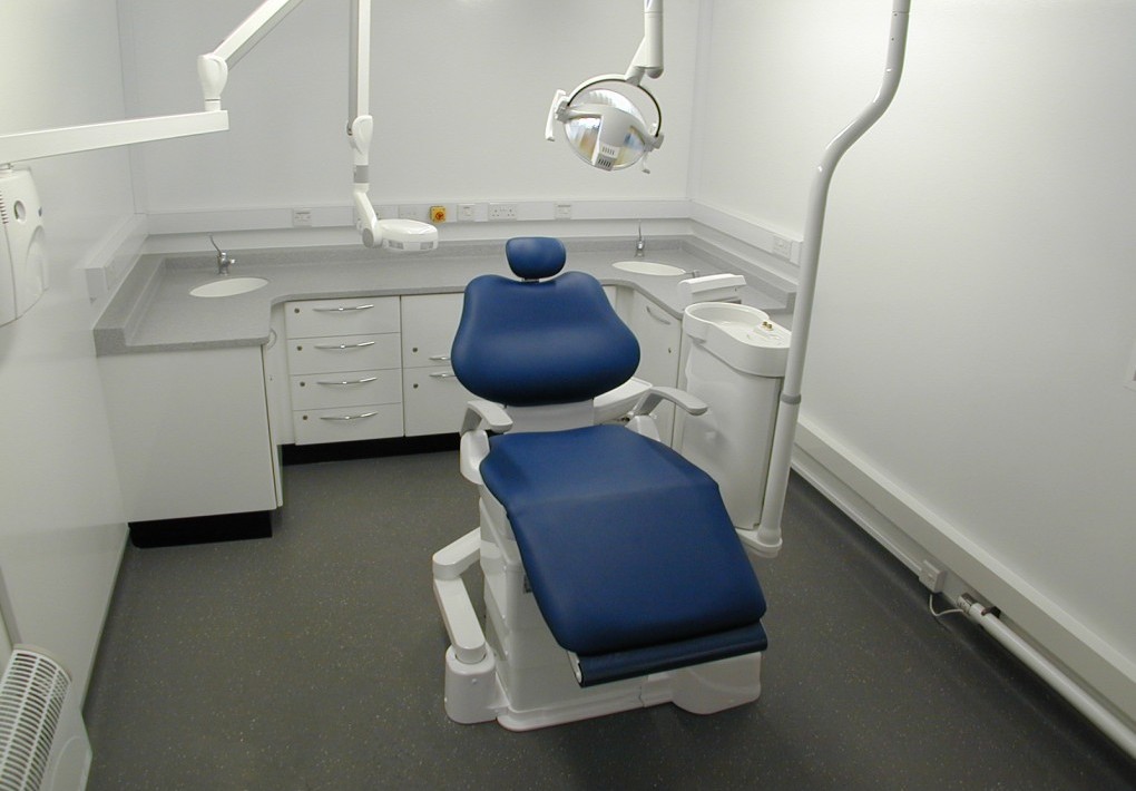 Demountable Dental Clinic