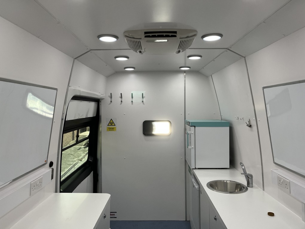 Mobile clinic van - 3,500kgs